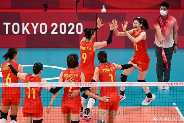 中国女排惜败土耳其：竞技场上的不屈与反思